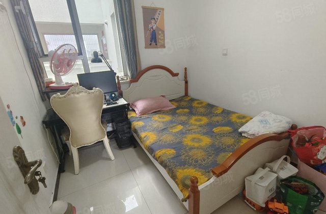 昌润莲城祥荷园 双卫格局 楼龄新 商品住宅 出行方便 近医院
