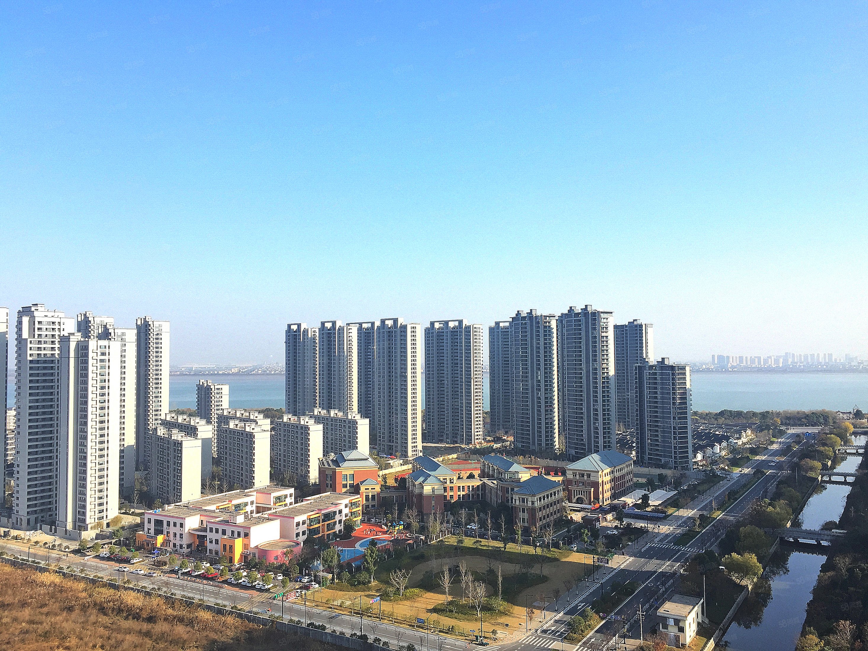 盈都江悦城3室2厅2卫109.44㎡南北200万