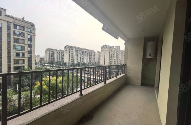 星河城3室2厅125㎡94万二手房图片