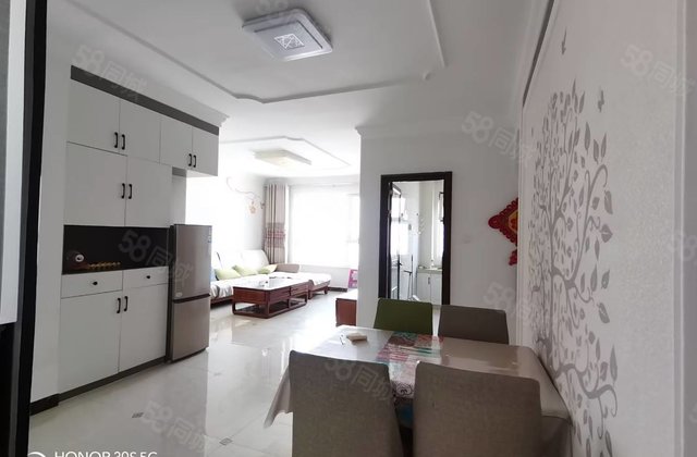 观澜一品 出来一套凤凰层，送车位，精装修，三室两卫，观湖景