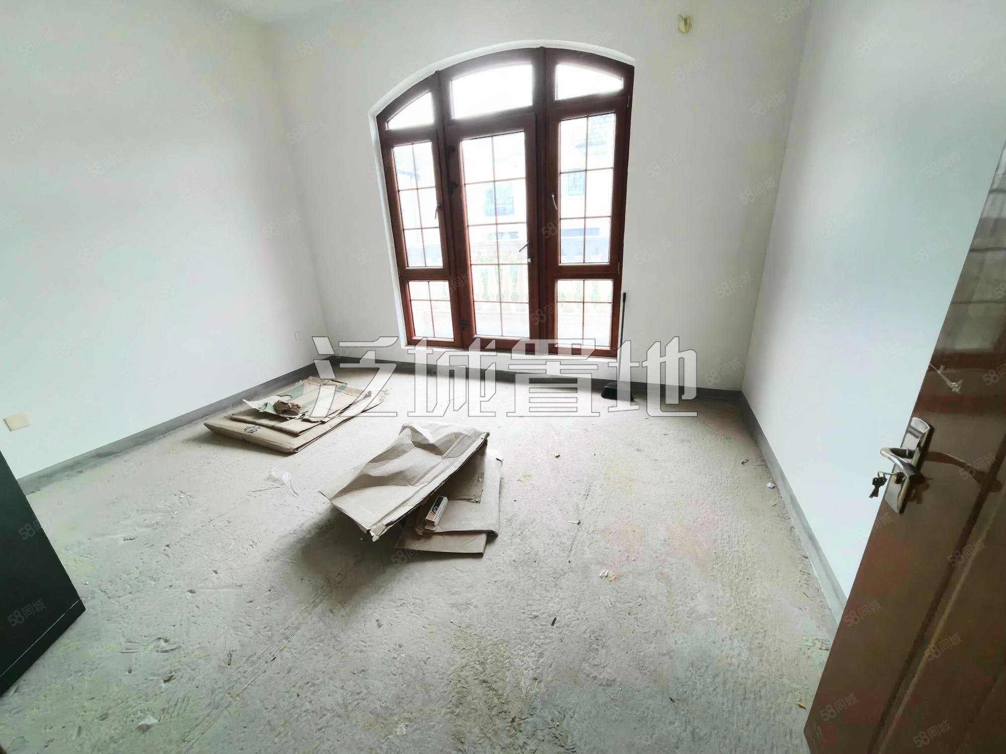 凱德麓語4室1廳3衛(wèi)712㎡南北1450萬