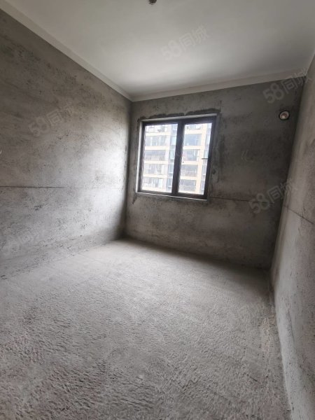阳光城檀府4室2厅2卫128㎡南北108万