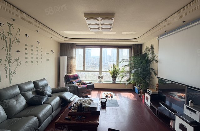 丽景人家(一期)3室2厅151.77㎡55.8万二手房图片