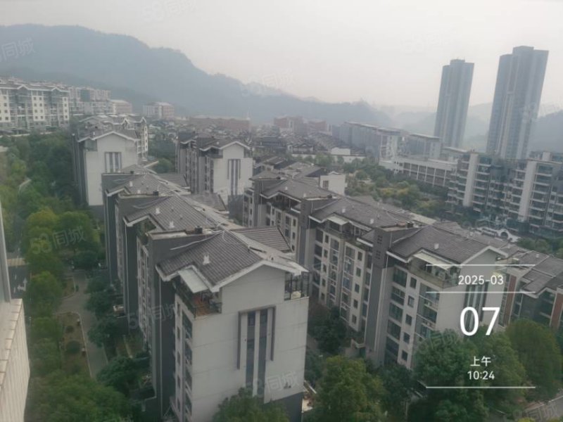 翔龙四方新城3室2厅1卫120.2㎡南65万