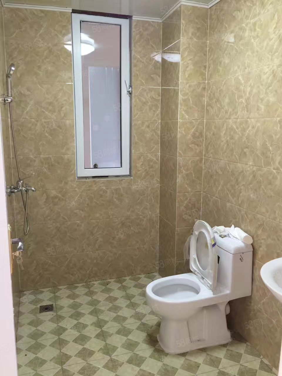 谯郡华府2室1厅1卫85㎡南35万