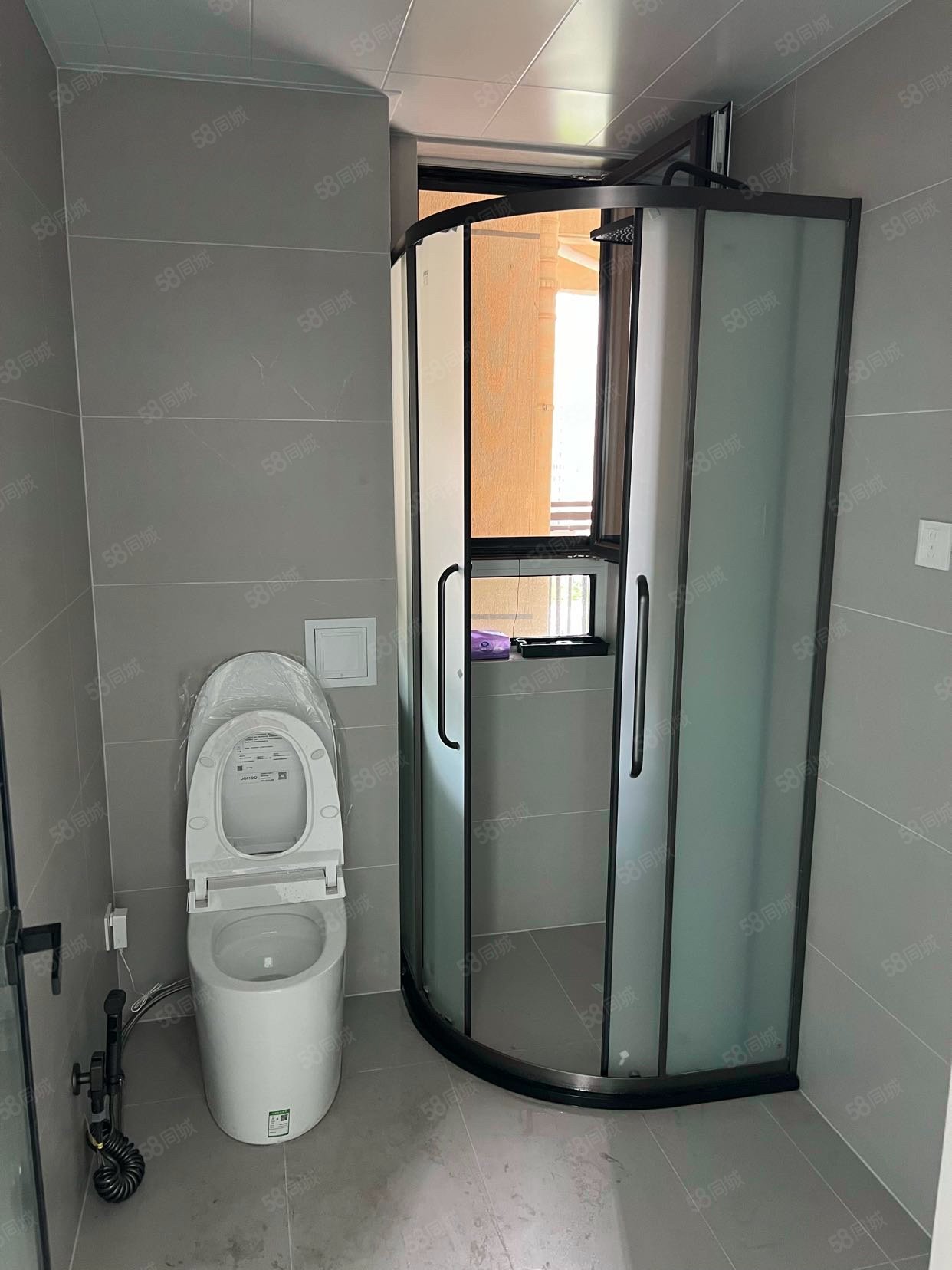 鉑悅山3室2廳1衛(wèi)98.82㎡東南66萬