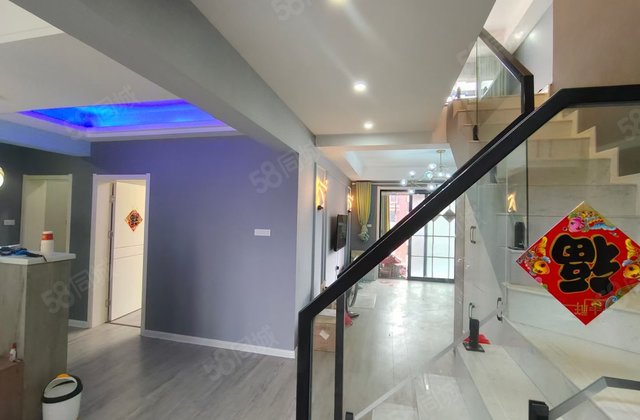 金大地英伦联邦5室3厅220㎡138万二手房图片