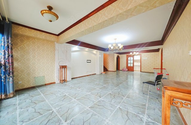 四海逸家华府4室2厅97.16㎡349万二手房图片