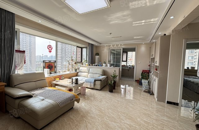 东苑中学！昌润莲城 电梯三居 免大税，带车位