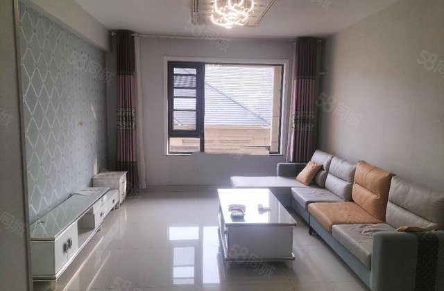 急售，开发区百合新城，18层总高，三叶草户型，东昌东校！！