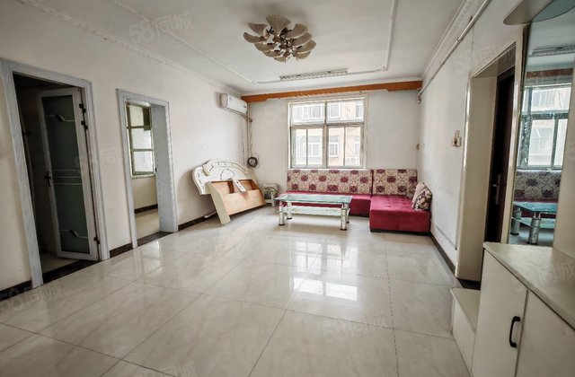 文轩跟前龙山北区！中层三室朝阳！双阳台