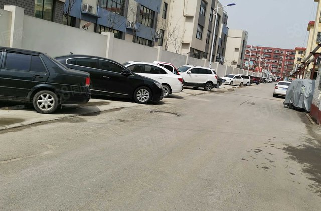 急售利民小区(东昌府)3室1厅1卫送储藏室3室朝阳房东直卖