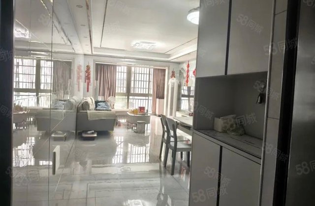教育小区3室2厅120㎡71万二手房图片