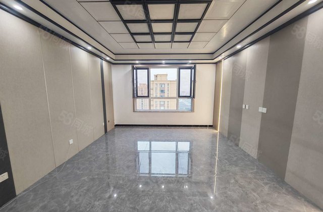 旅游度假区民生凤凰城 环境好 精装三室 双卫东边户 南北通透