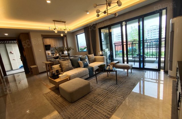 不限购 低首付一成 均安城心 丽悦轩南向3房等您来