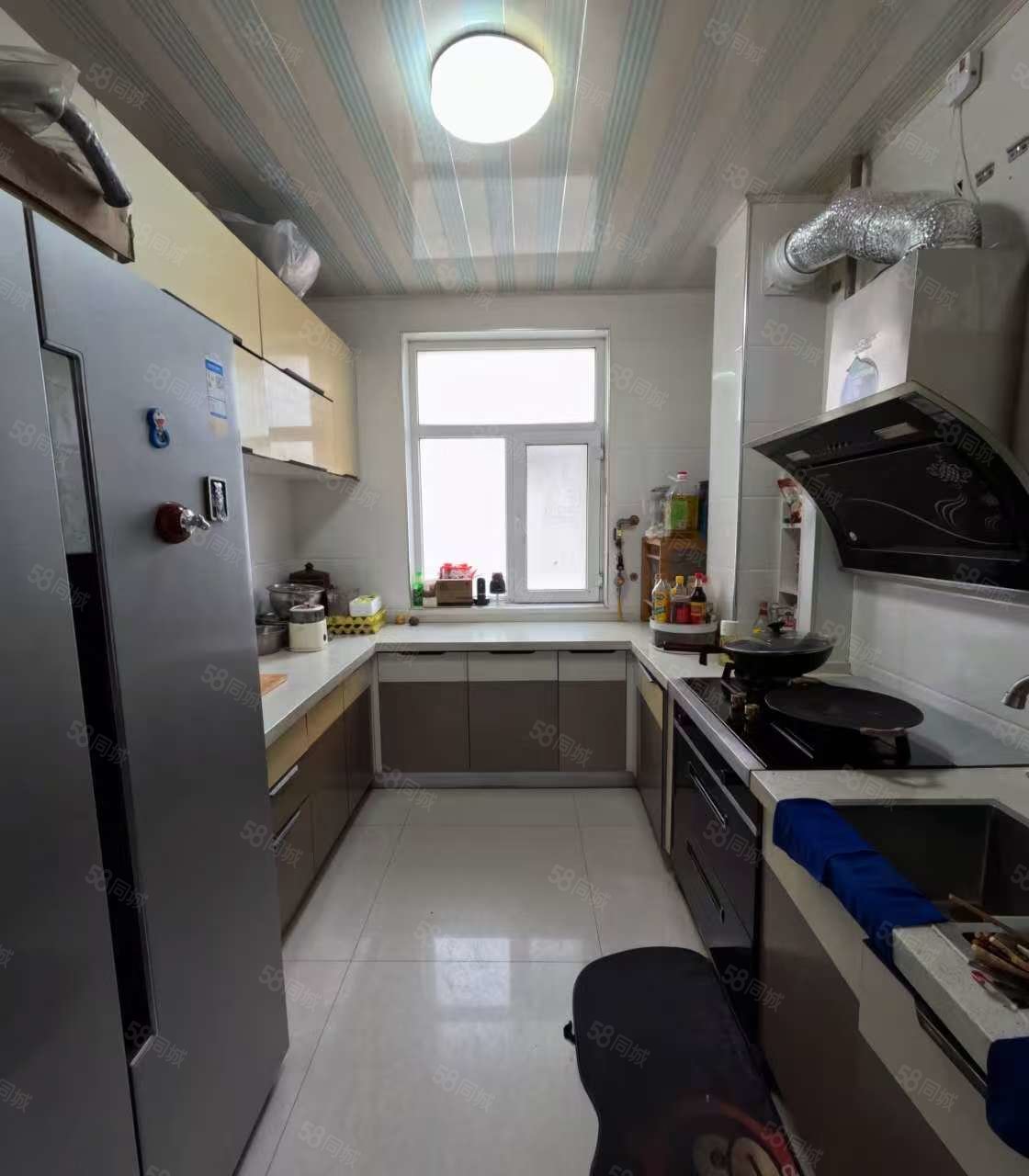 赫力警苑2室2厅1卫103㎡南北28万