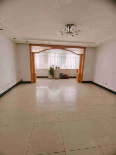 吉林省第二建筑公司第二分公司住宅小区2室2厅1卫117.91㎡南北65万