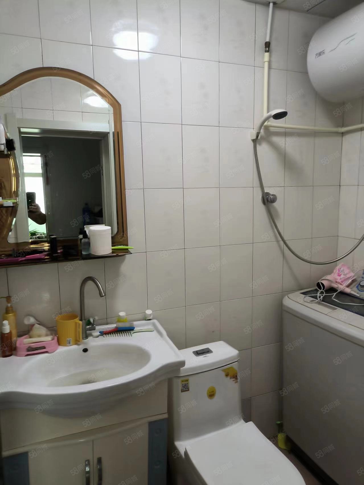 向阳小区2室1厅1卫65.99㎡南北11万