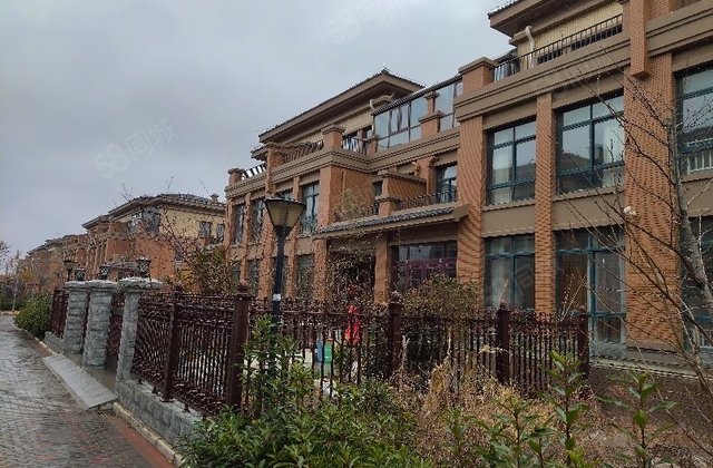 急售御水湾高端3层叠墅空间大户型方正采光敞亮厨房上首南北通透