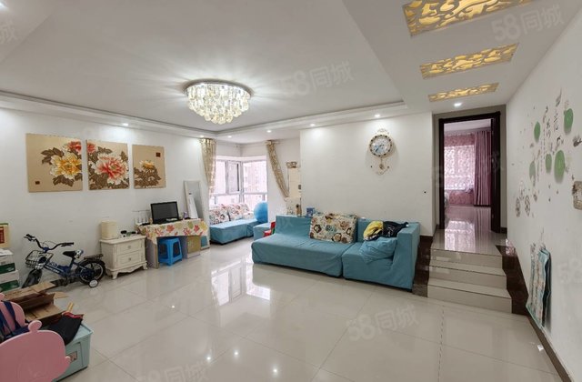 光明  ，单价6开头，精装3房双卫，七中附近，阿尔卡迪亚