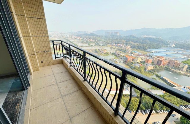 碧桂园翡翠湾4室2厅104.47㎡56万二手房图片