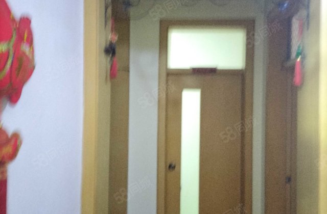 西苑小区3室2厅1卫送车位送地下室送阁楼价格可议