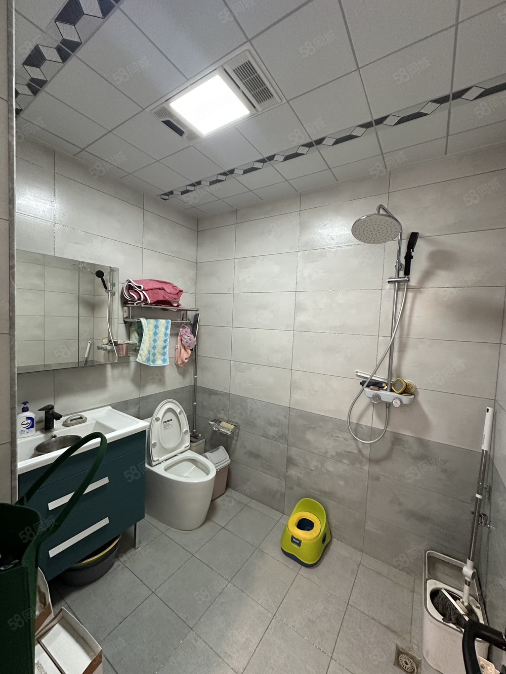 康裕新苑3室2厅2卫160㎡南北127万