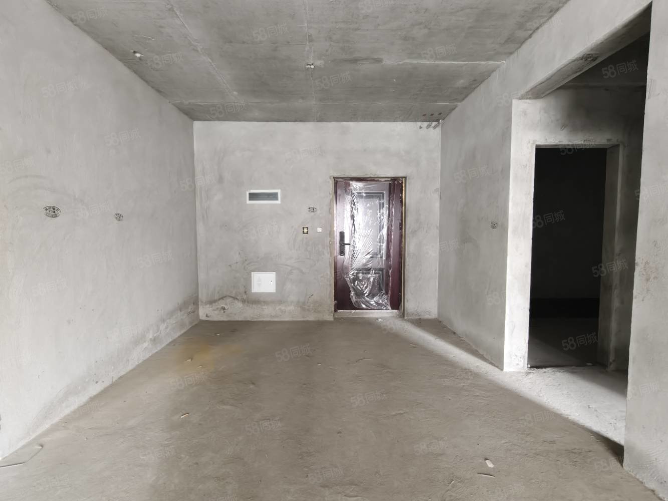 香山苑小区(张湾)3室2厅2卫106㎡南北78万