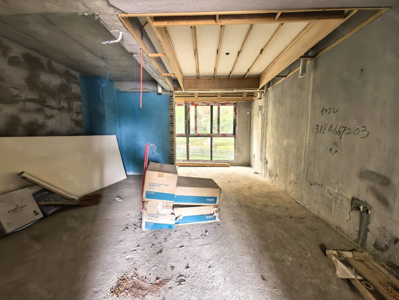 北湖湾8室2厅5卫215㎡南北200万