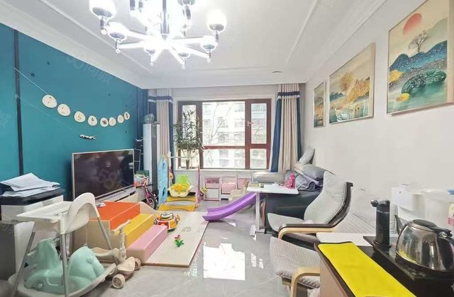 126平 满二 南北通透 精装修 3室2厅 看房方便 有钥匙