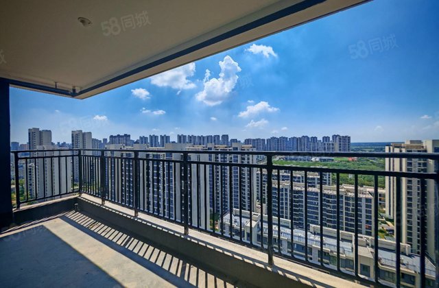 碧桂园都荟星辰3室2厅1卫108㎡南北54.8万