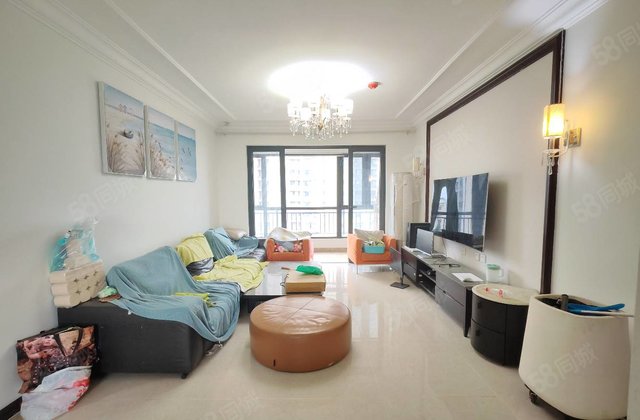 新 精装三室 南北通透 餐客厅一体 恒大名都 商品