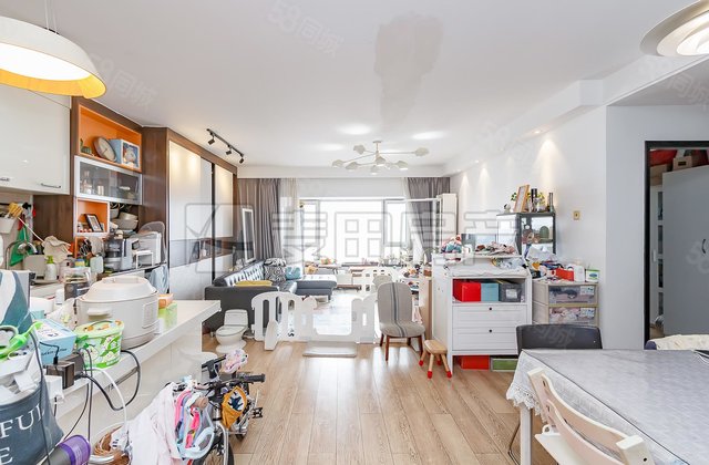 金地名京2室1厅89.85㎡680万二手房图片