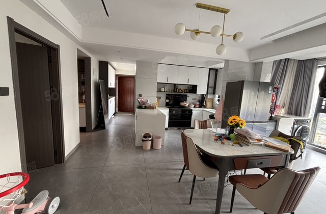 阳光城丽景湾4室2厅136㎡79.8万二手房图片