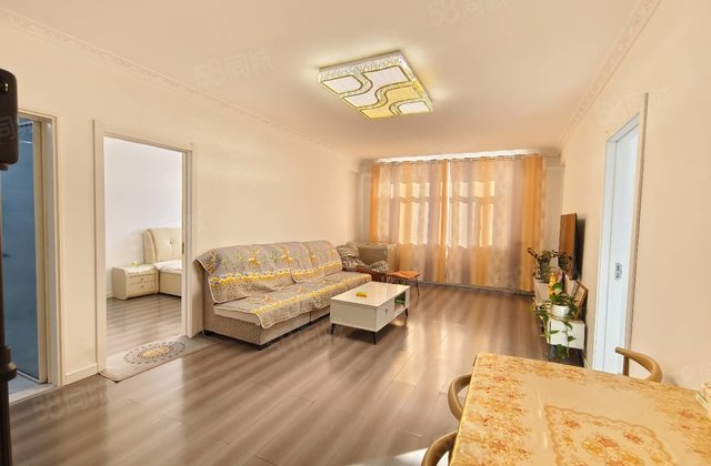 向日葵小镇2室1厅86.6㎡35万二手房图片