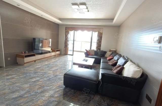 欧浦御龙湾4室2厅192㎡138万二手房图片