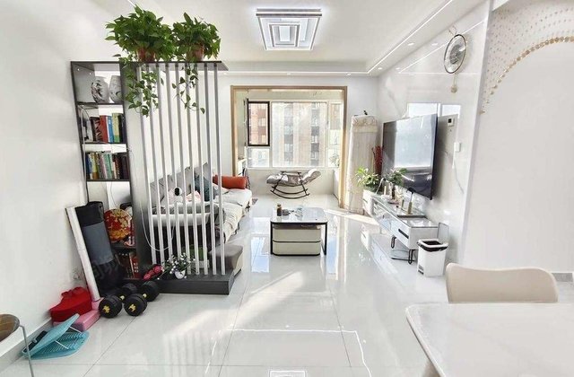 体育馆 清风和庐 带车位储藏室 送家具家电 有证免大税可看房