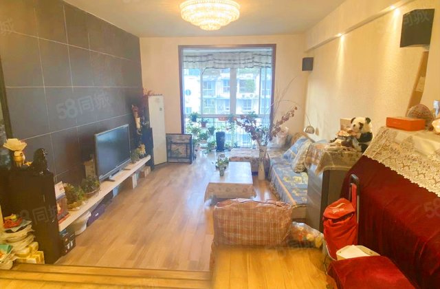 花朝月盈4室2厅158.35㎡199万二手房图片