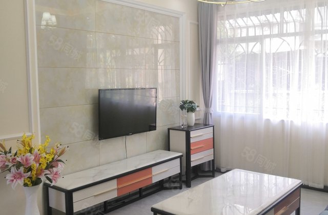 皇冠灯 精装3室2厅1卫1阳台 业主急售 随时看房,青年路13号-德阳58