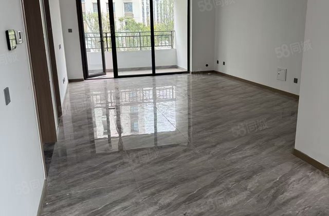 财信学府印象 双卫 新房未住 178万