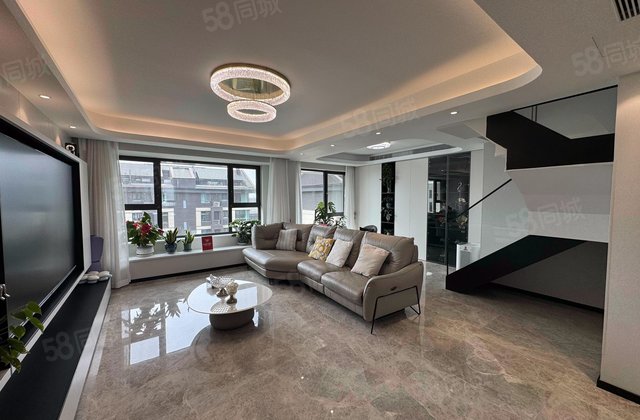 中建宸庐3室1厅123.47㎡628万二手房图片