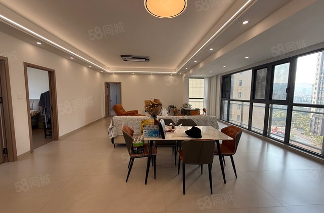 永昌沁园4室2厅146.55㎡72.8万二手房图片