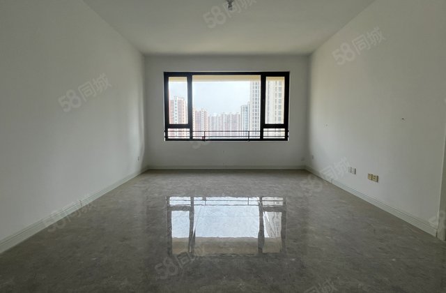 开发区！百合新城！满五  ！交房未住！带车位！免大税！急售！