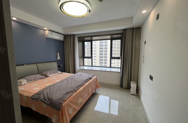 新出急售，裕昌九州新城品质小区，一梯一户，带车位地下室免大税