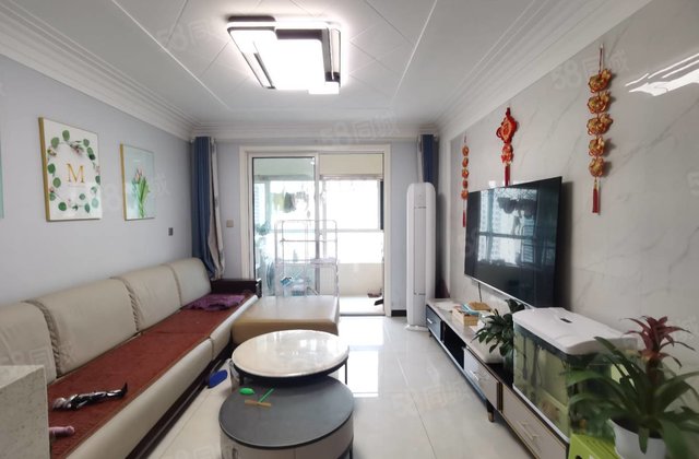 新出阿卡六期 精装婚房 免大税 送车位储藏室 中间好楼层