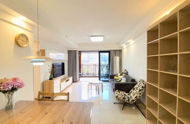 中海右岸(一期)3室2厅93.89㎡155万二手房图片