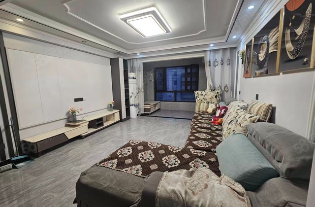 凯兴天下3室2厅131㎡83万二手房图片