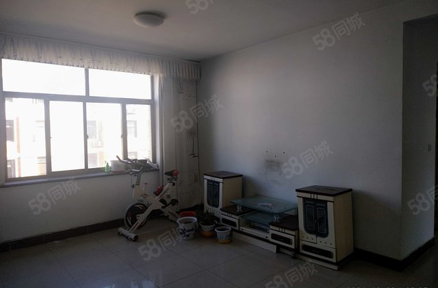 9万5874元/㎡万晟健祥苑四室两厅两卫,南北通透,好户型带储藏室