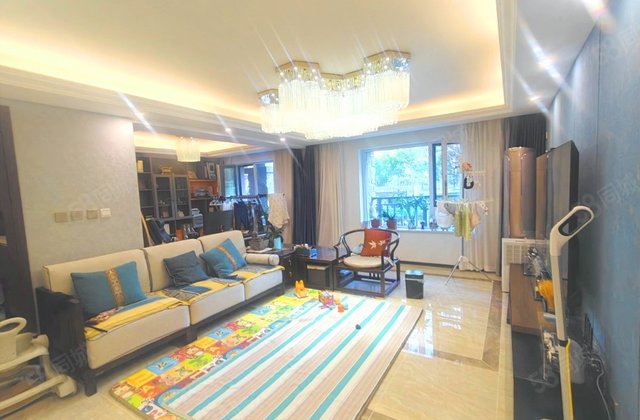 万科班芙花园7室4厅137.75㎡143万二手房图片