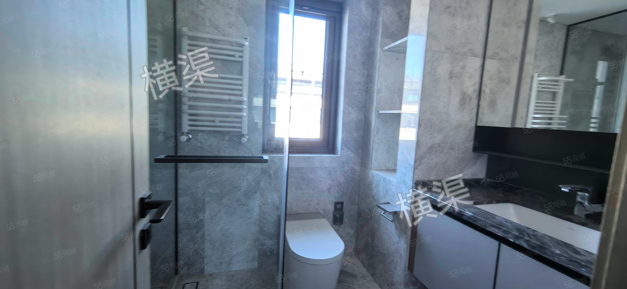 龍湖云河玉陛5室2廳3衛(wèi)266㎡南北1380萬